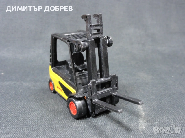 МЕТАЛНА КОЛИЧКА МОТОКАР DHL SIKU, снимка 5 - Колекции - 53151922