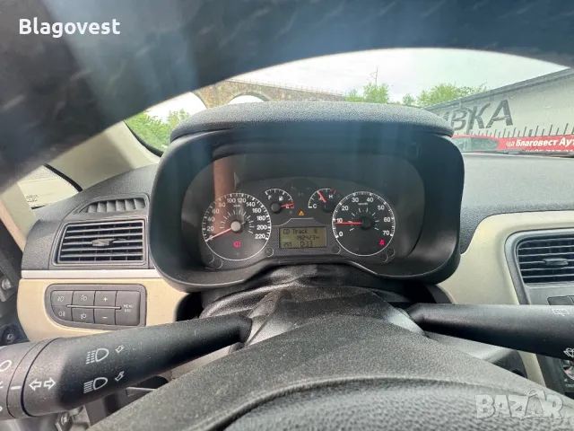 Fiat Punto 1.3JTD 75hp НА ЧАСТИ, снимка 9 - Автомобили и джипове - 50306341