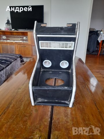 Старо Радиобарче за автомобил, снимка 1 - Аксесоари и консумативи - 45751363