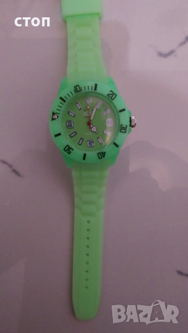 Спортен цветен часовник, снимка 3 - Други - 53029389