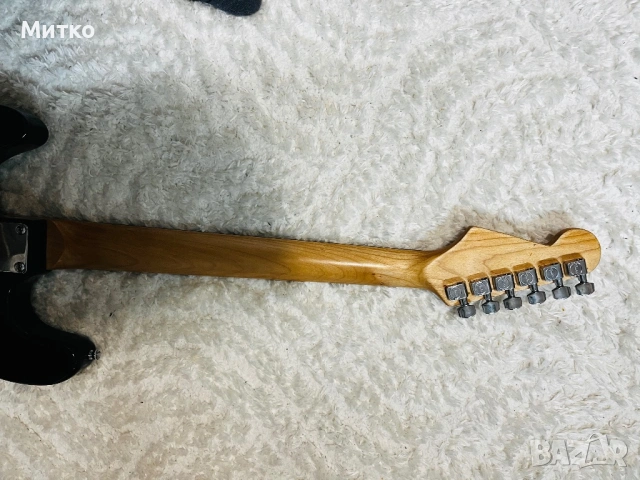 електрическа китара тип Stratocaster HSS - Перфектно състояние, снимка 9 - Китари - 53090134