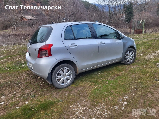 Продавам Toyota Yaris 1.0 i 16V (68 Hp) , снимка 4 - Автомобили и джипове - 53487290