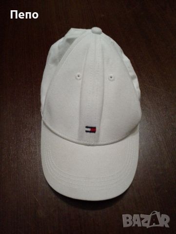 Шапка Tommy Hilfiger , снимка 1 - Шапки - 46418991