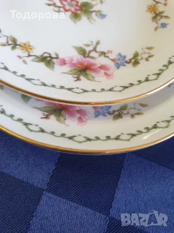 Порцеланови чинийки Royal Vale Bone China - 2 броя, снимка 5 - Сервизи - 47158807