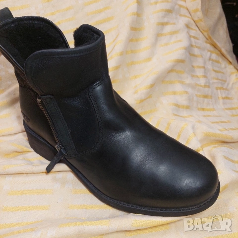 боти UGG Lavelle Casual Leather Ankle 1013366 номер 36 и 39, снимка 7 - Дамски боти - 40339794