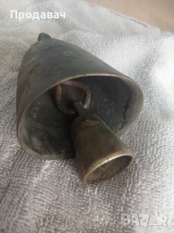 Стар бронзов звънец / чан