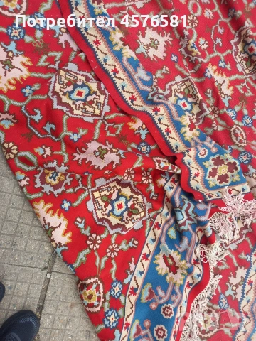 чипровски килим без забележки 2,80/2,60 m цена 249евро и антика колекционерско цена 198евро