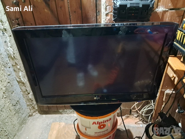 Телевизор LG 32" за части или ремонт