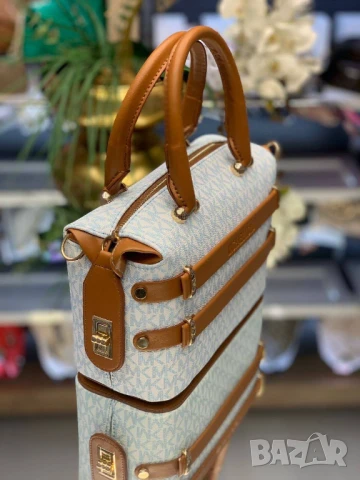 чанти michael kors , снимка 6 - Чанти - 51426405