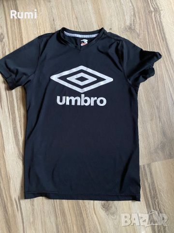 Оригинална черна тениска Umbro ! S, снимка 2 - Детски тениски и потници - 45700783