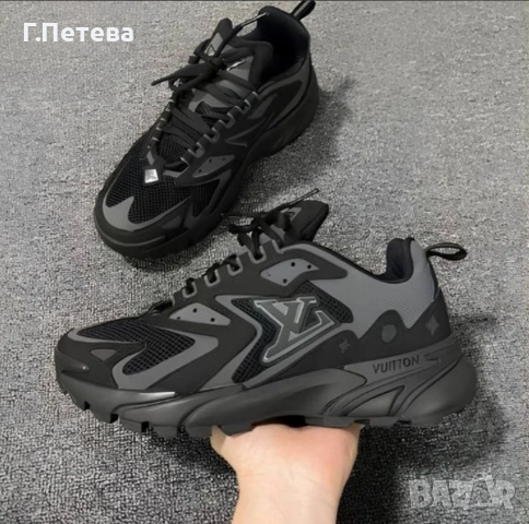 LV Runner Tatic Sneake r, снимка 9 - Маратонки - 53342906