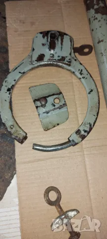 Заключващо устройство и помпа за стар велосипед, снимка 2 - Велосипеди - 50059459