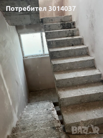 Новопостроена триетажна къща в Бяла, снимка 5 - Къщи - 49852563