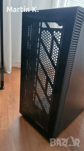 Геймърска кутия за компютър, снимка 3 - Захранвания и кутии - 54227194
