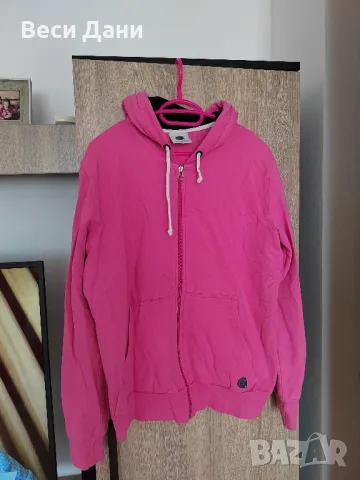 Дамски суйтшъри рр М , снимка 5 - Тениски - 50191789