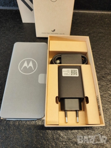 Motorola ThinkPhone 5G XT 2309 (въглеродно черен) 256GB + 8GB RAM, снимка 4 - Motorola - 53314854