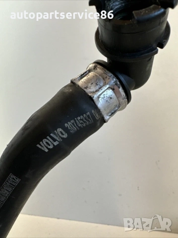 Маркуч за вода за Volvo XC90 2.4D 185HP D5 (2007) 30745337, снимка 2 - Части - 54021333