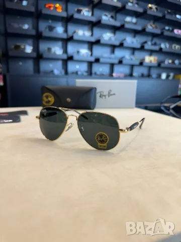 очила с калъф ray ban , снимка 5 - Слънчеви и диоптрични очила - 50354729