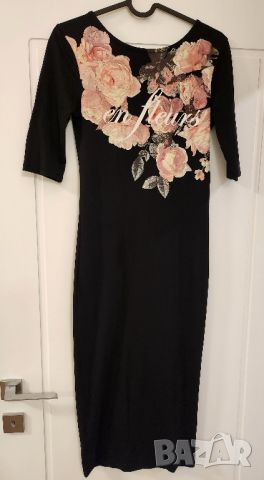 Черна елегантна рокля с принт , снимка 1 - Рокли - 45935478