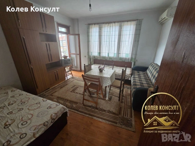 Самостоятелна къща гр.Свиленград , снимка 11 - Къщи - 53385395