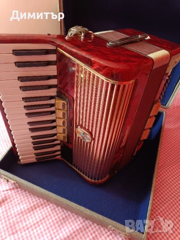 Акордеон Weltmeister 80 баса, снимка 4 - Акордеони - 51234459