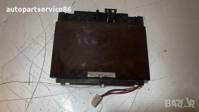 Пепелник преден за Volkswagen Touareg 2.5 TDI (2005) 7L6857961B, снимка 2 - Части - 54158481