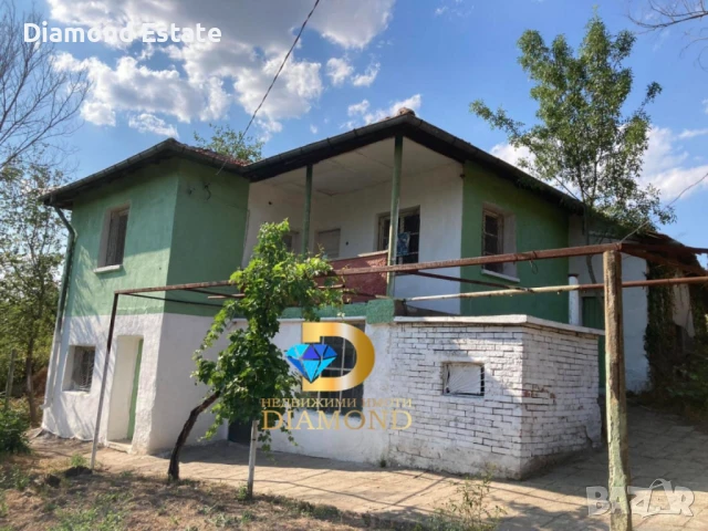 Двуетажна къща в село Дряново, общ. Симеоновград
