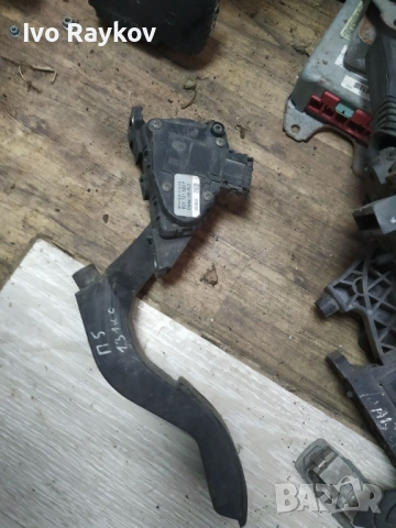Педал за газ Audi A4 A6 C5 Passat B5 LIFT , 8D1721523F, снимка 5 - Части - 53381228