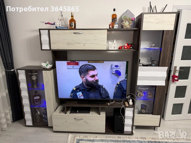 Секция за хол, снимка 4 - Секции и витрини - 52303777