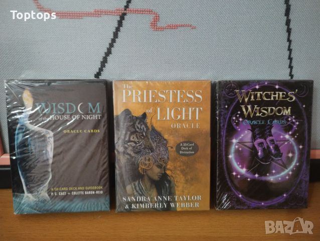 Оракул:Witches Wisdom&Priestess of Light&Wisdom of the House of Night, снимка 1 - Карти за игра - 34162845