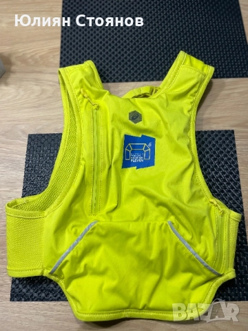 ASICS/ Асикс - раница за бегачи, снимка 2 - Спортна екипировка - 52452681