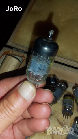 Радиолампи ECC81 Tungsram два двойни триода, снимка 4 - Ресийвъри, усилватели, смесителни пултове - 52484063