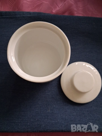 Порцеланов чайник, захарничка и пепелник, снимка 7 - Сервизи - 52708278