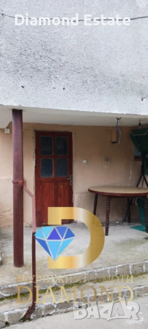 Двуетажна къща в село Динево, обл. Хасково, снимка 7 - Къщи - 54037913