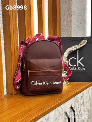 Дамска раница Calvin Klein , снимка 2 - Раници - 44163936