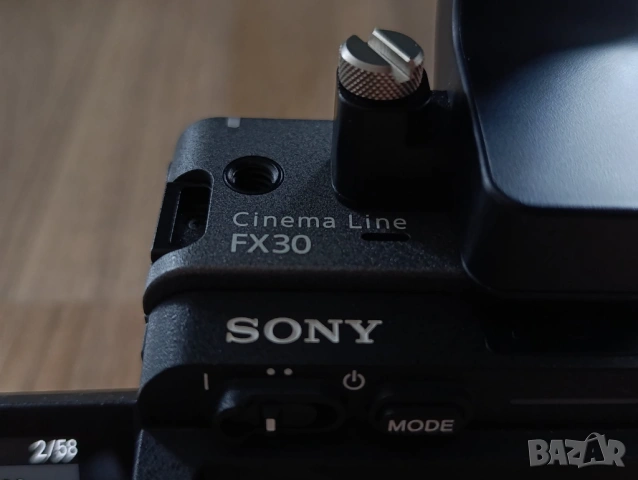 кинокамера Sony FX30 Cinema Line + XLR Handle Unit Kit, снимка 3 - Камери - 53943314