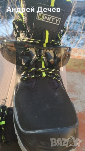 работни обувки Unity Atlas S3 с подарък раб.очила Stanley , снимка 7 - Други - 52909347