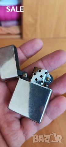 Оригинална запалка Zippo, снимка 3 - Запалки - 54091376