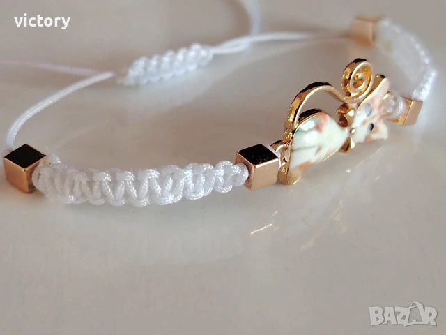 Ръчно изработена гривна Kitti Vibe, хематит 14K златно покритие, регулируема, снимка 4 - Гривни - 54097397