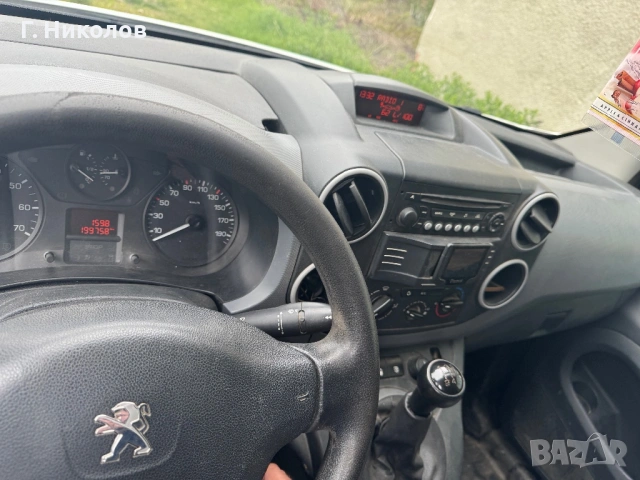 Peugeot Partner 1.6HDI , снимка 9 - Автомобили и джипове - 54192739