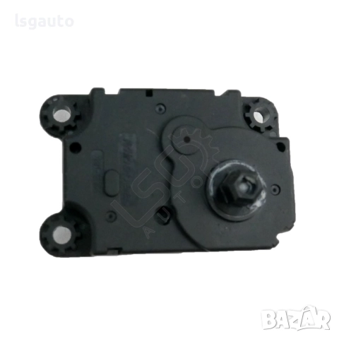 Моторче клапи парно Nissan Qashqai II 2013-2021 ID: 151164, снимка 2 - Части - 52087458