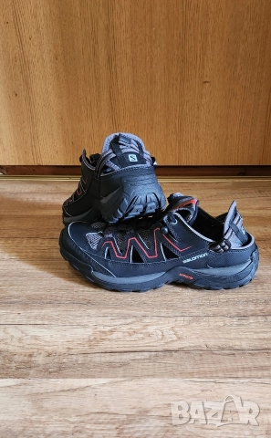 Salomon Amphibian оригинални маратонки 42 номер