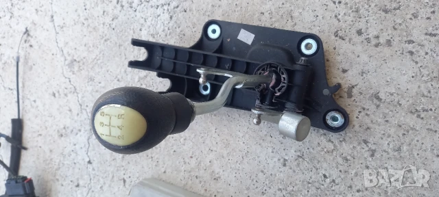 Скоростен лост за Mazda 3