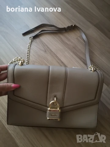 DKNY страхотна 