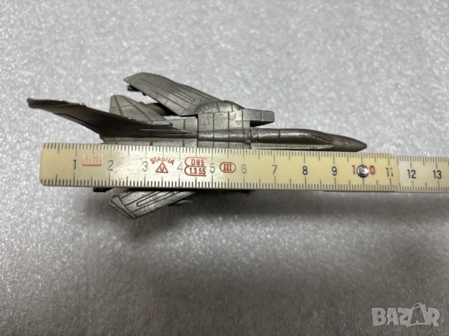 Настолен модел на самолет ROYAL HAMPSHIRE - TORNADO, снимка 8 - Колекции - 53209082