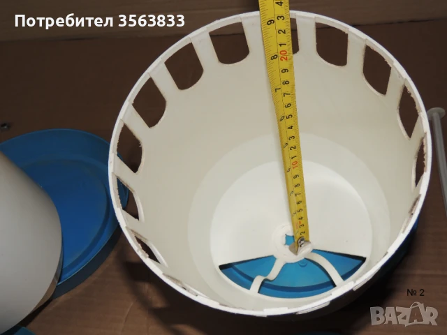 2 броя хранилки за пилета - Цена: 6 лв. за двата броя, снимка 9 - За птици - 51231197