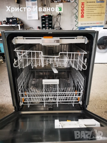 Съдомиялна Miele 60см, снимка 3 - Съдомиялни - 44446110