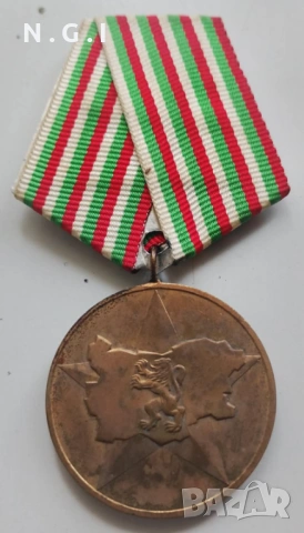 Стари ордени и значки, снимка 7 - Антикварни и старинни предмети - 53471278