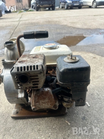 Бензинова помпа за вода Honda , снимка 4 - Градинска техника - 53974682