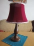  	Висока дизайнерска настолна лампа с червена шапка - 2, снимка 1